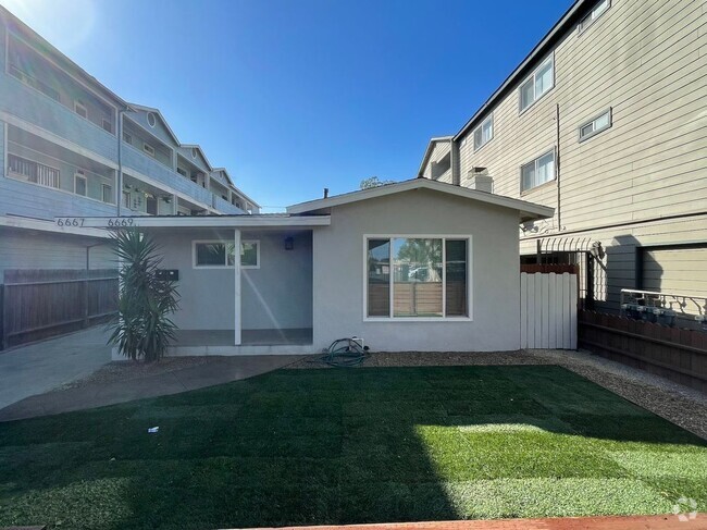 Building Photo - 6667 N Hammond Ave Rental