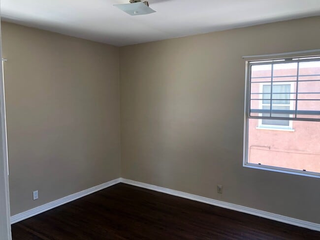 Photo - 5458 Kinston Ave Unit 5464
