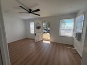 Photo - 737 W Vernon Dr