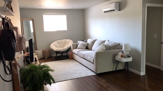 Furnished Living room - 19725 Hiawatha St