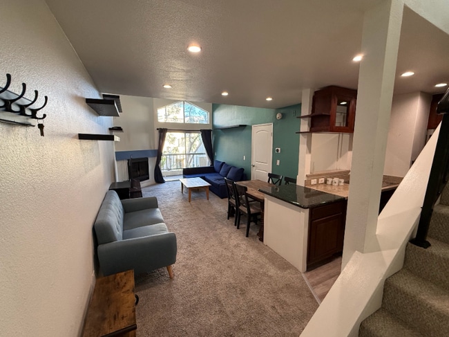 Photo - 5510 Owensmouth Ave Unit #321