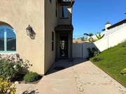 Photo - 911 Lindbergh Dr