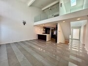 Photo - 10633 Holman Ave