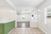 Photo - 5616 N Gladys Ave