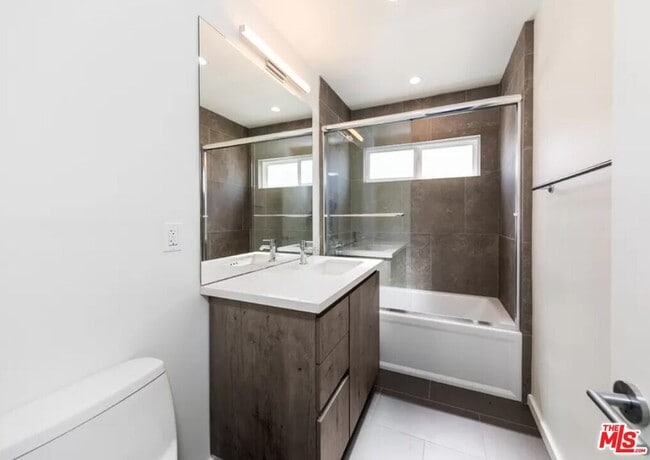 Photo - 1434 10th St