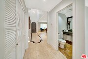 Photo - 14916 Hesby St House