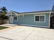 Photo - Adorable Beach-Close 2 Bedroom Bungalow in... House