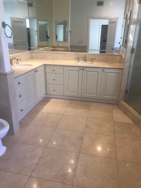 Photo - 129 S Elm Dr