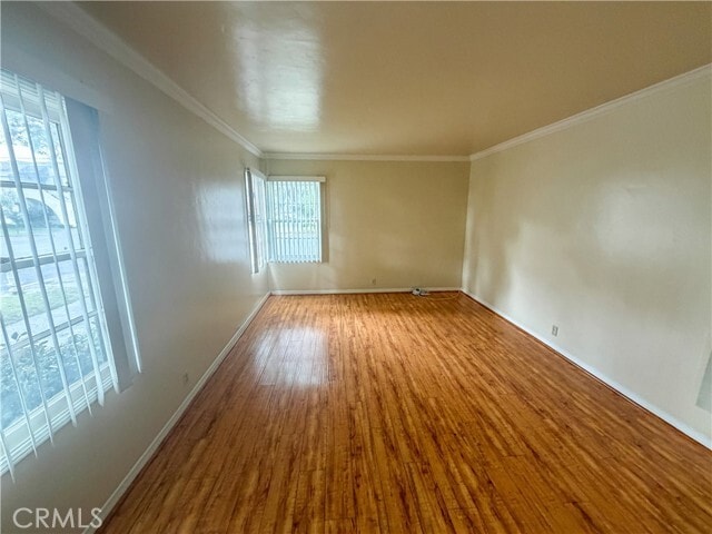 Building Photo - 833 N Lacy St