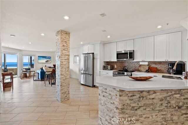 Photo - 1200 CA-1 Unit 217