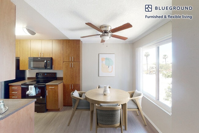 Photo - 22700 Lake Forest Dr Unit FL2-ID5026A