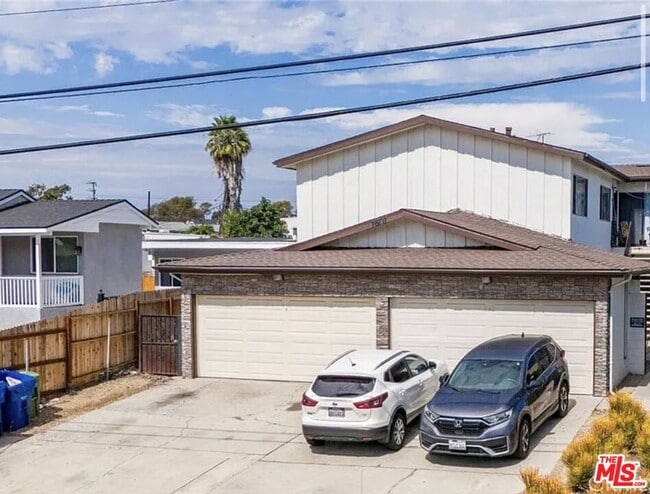 Building Photo - 1601 Torrance Blvd Unit 1