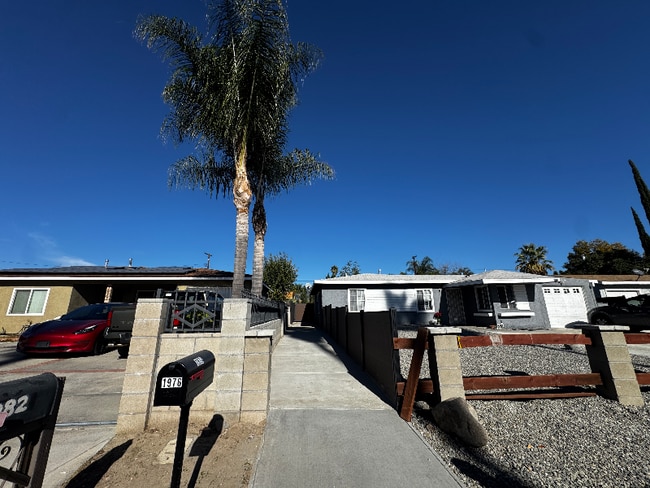 Building Photo - 1976 W 18th St