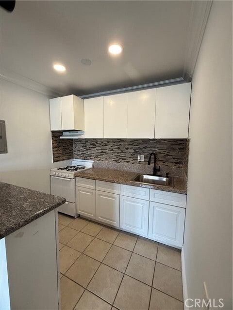 Photo - 9031 Phyllis Ave Unit 1