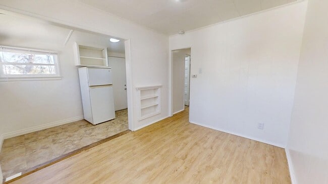 Building Photo - 420B Monterey Blvd. Unit 420B