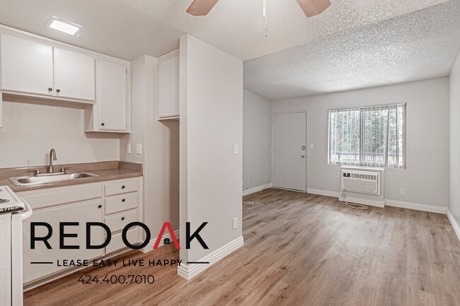 Building Photo - 200 E Gladstone St Unit 102 Rental