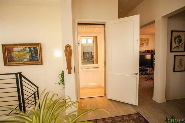 Photo - 2048 Foxtrot Lp