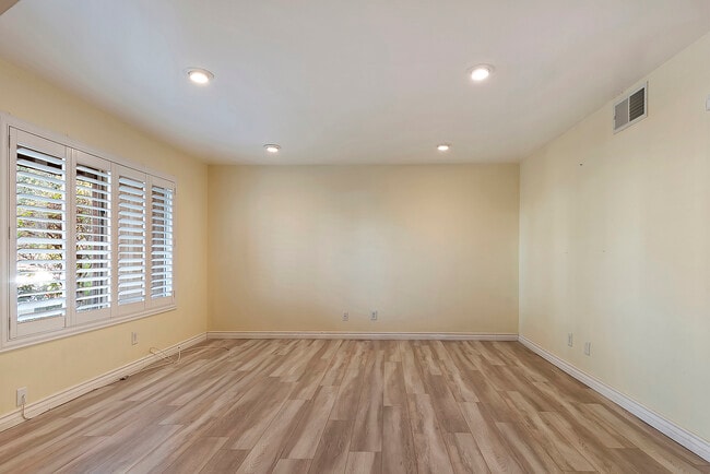 Photo - 8707 Cedros Ave Unit 7