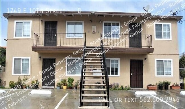 Photo - 1749 E 10th St Unit D
