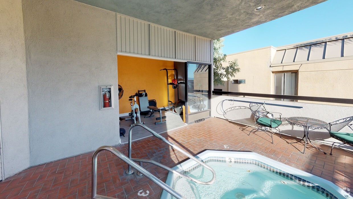 3D Tour - Chateau Encino