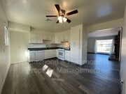 Photo - 19954 Parthenia St