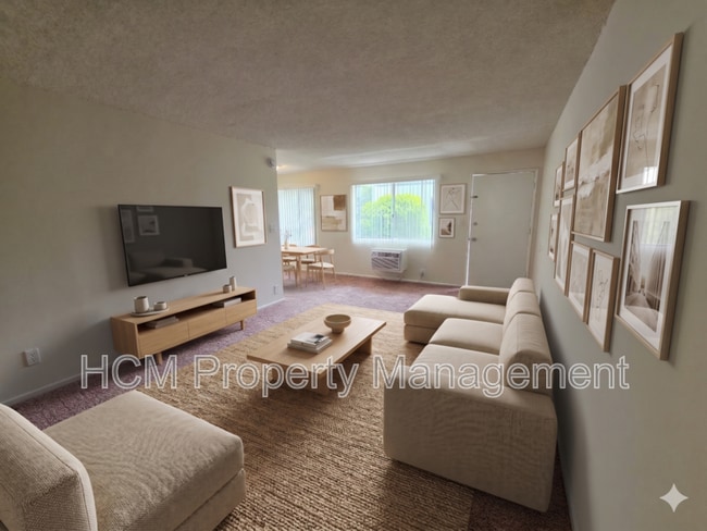 Building Photo - 15636 Valerio St