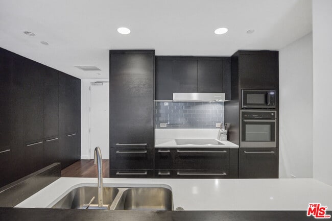 Photo - 6250 Hollywood Blvd Unit 6H