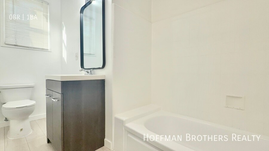 Photo - 905 Fedora St Unit 5