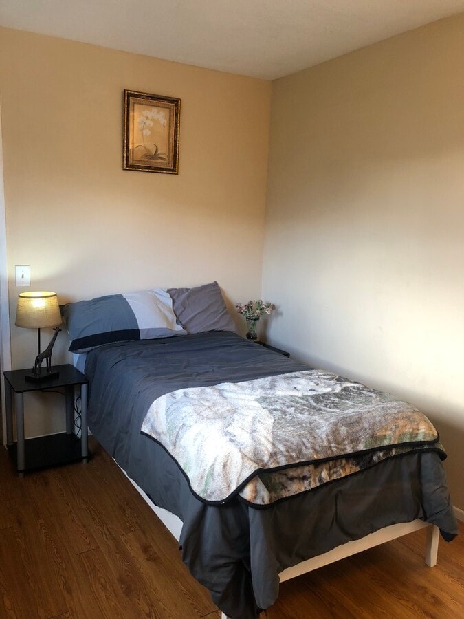 Photo - 6142 Leyte St