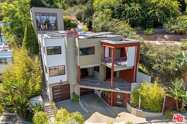 Photo - 2222 Bancroft Ave