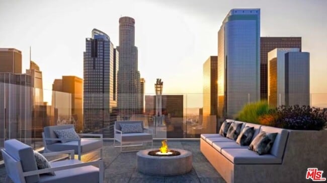 Photo - 400 S Broadway Unit 502