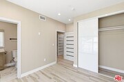 Photo - 227 N Burlington Ave Unit 3