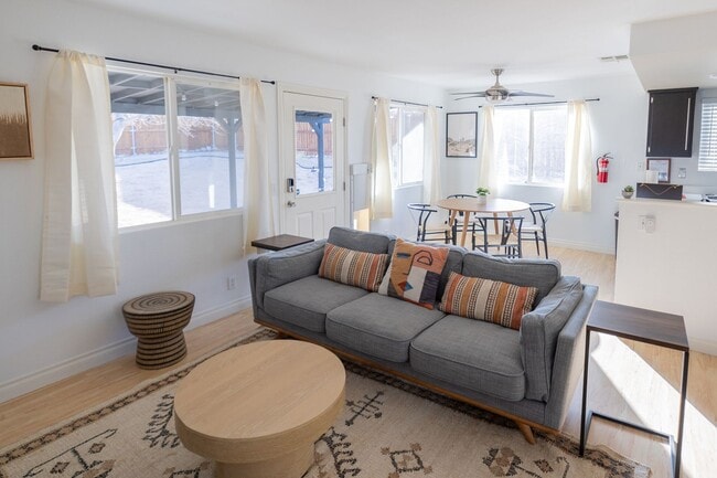 Photo - Joshua Tree Retreat with Hot Tub