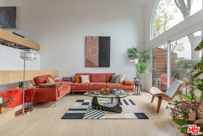 Photo - 1979 Grace Ave Unit #8