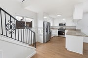 Photo - 601 Larkspur Ave
