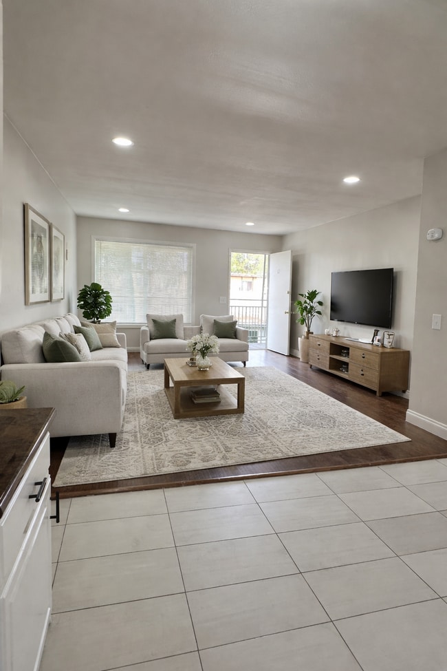 Building Photo - 22877 Adrienne Ave Unit 12