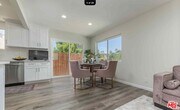 Photo - 817 N Kingsley Dr