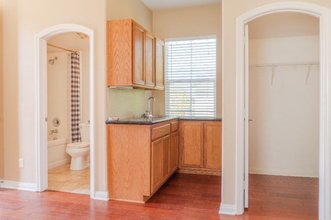 Photo - 329 Kiawah River Dr Unit 1