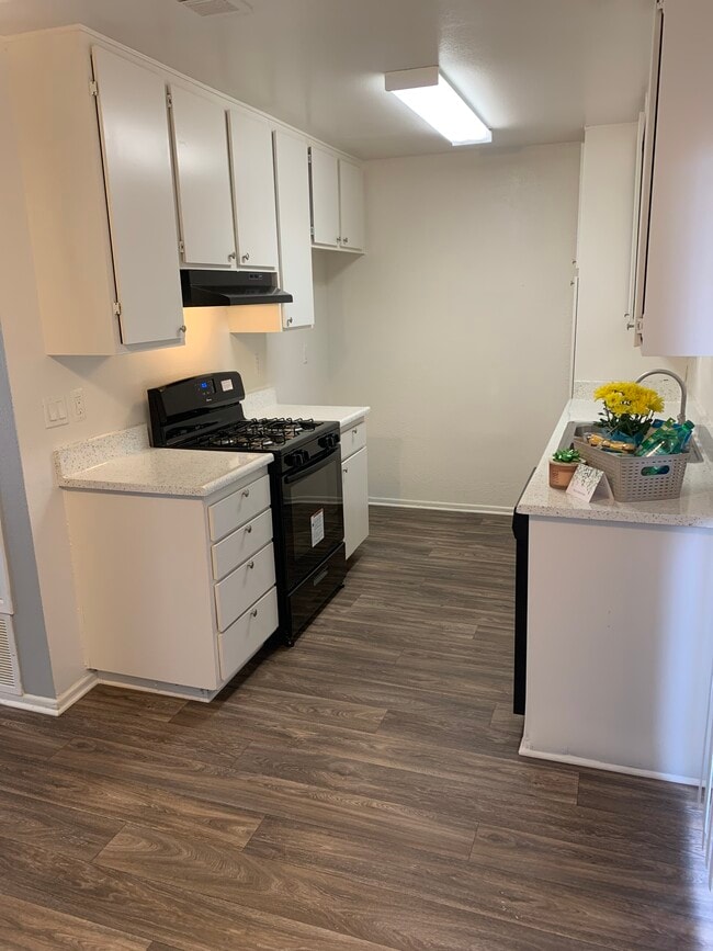 1 bedroom - Sierra Gardens