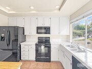 Photo - Beautiful 2B/2BA Townhouse with Attached 2...