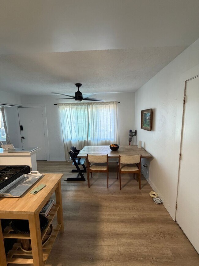 Photo - 555-557 8th St. Unit 557