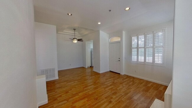 Photo - 1807 Ladrillo Aisle Unit 104