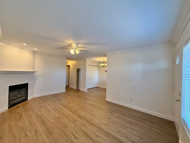 Photo - Upgraded and Bright 2nd floor Condo in Rol... Unit 207