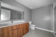 1BR, 1BA - 715SF - Bathroom - Villas at Valley Glen