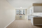 #205 - NEW MILGARD WINDOW! - 456 S Harvard Blvd