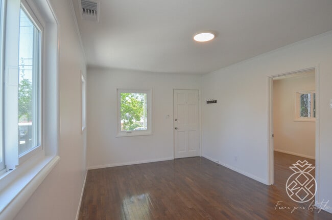 Photo - 2657 Piedmont Ave