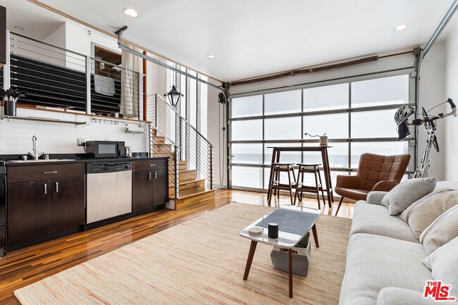 Photo - 24 Westminster Ave