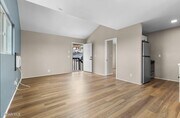 Photo - 1165 McKnight Rd