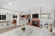 Photo - 915 Gardenia Way House