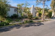 Photo - 1933 Comstock Ave House